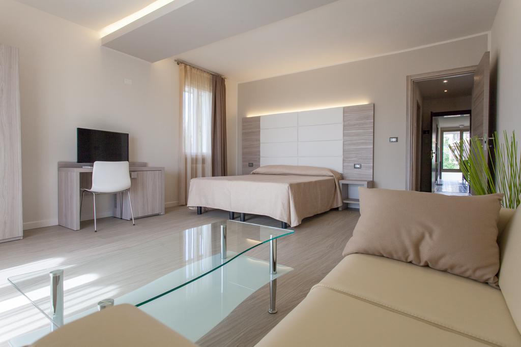 Hotel Gardenia & Villa Charme Adults Friendly 4Star Service Bardolino Eksteriør bilde